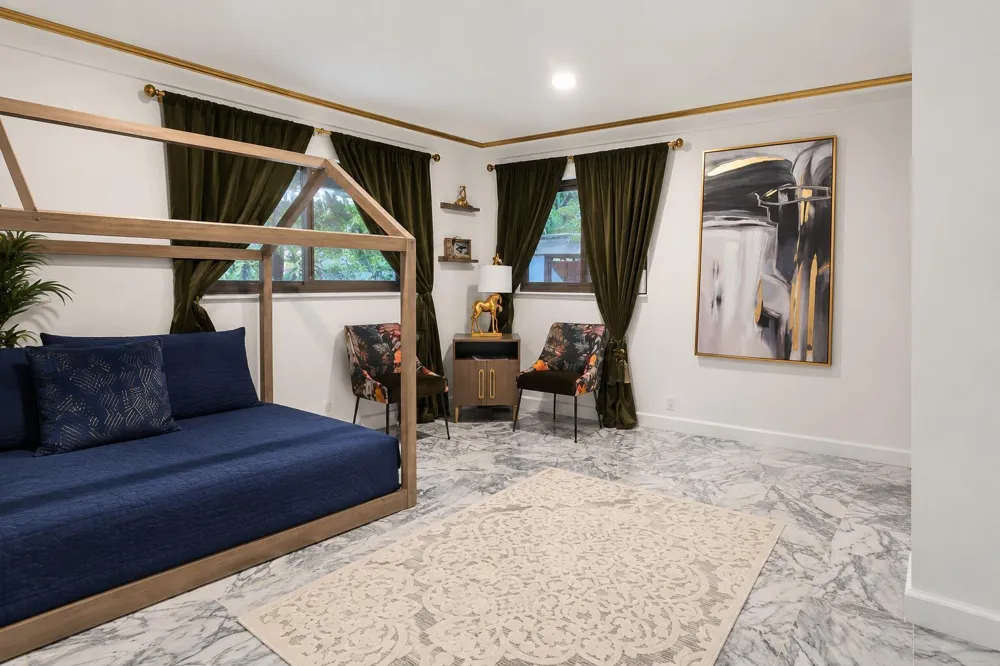 702 S Atlantic Drive Lantana, FL 33462