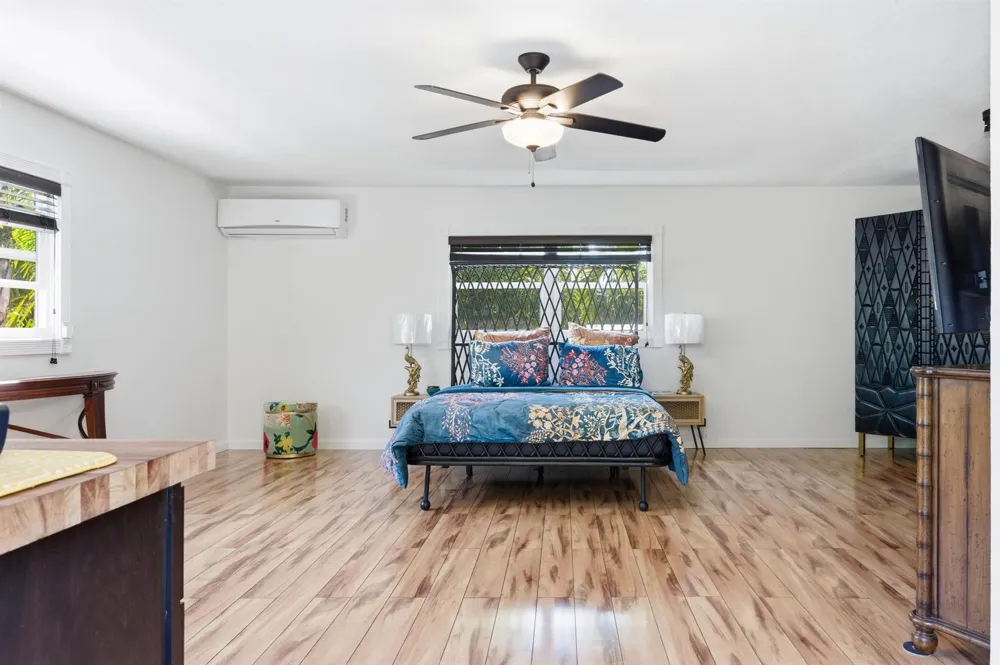 702 S Atlantic Drive Lantana, FL 33462