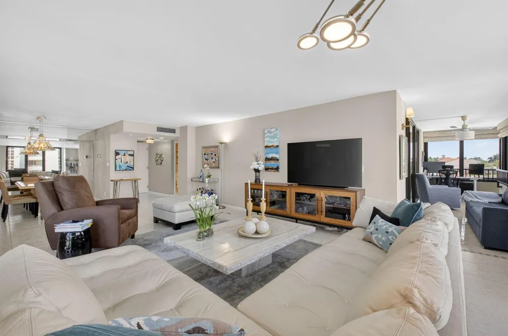 2220 S Ocean Boulevard #304 Delray Beach, FL 33483