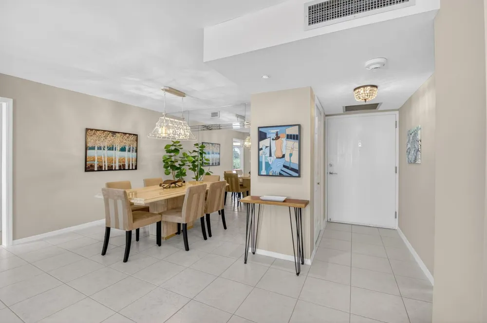 2220 S Ocean Boulevard #304 Delray Beach, FL 33483