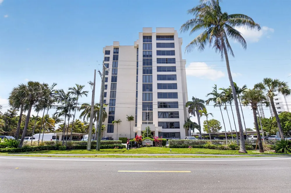 2220 S Ocean Boulevard #304 Delray Beach, FL 33483