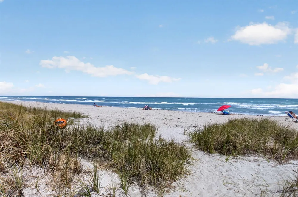 2220 S Ocean Boulevard #304 Delray Beach, FL 33483