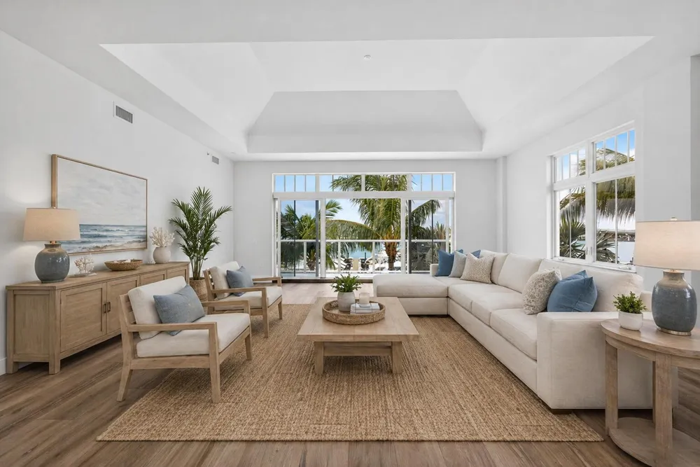 176 Lake Drive #1-302 Palm Beach Shores, FL 33404