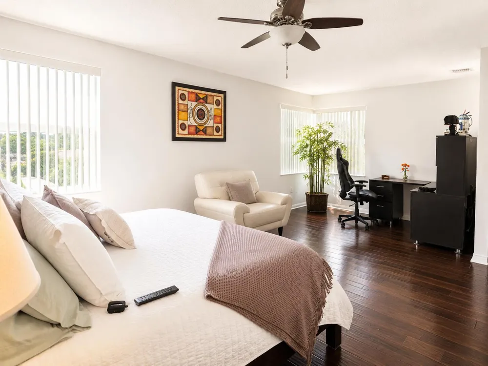 15705 NW 10th Street Pembroke Pines, FL 33028