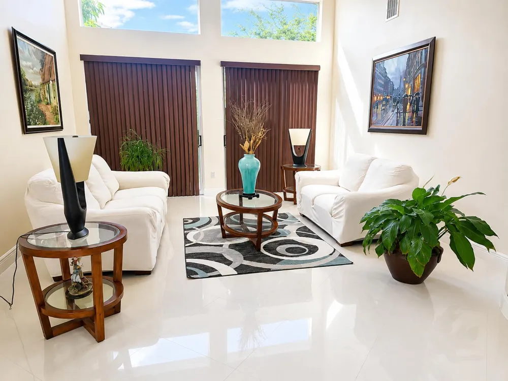 15705 NW 10th Street Pembroke Pines, FL 33028