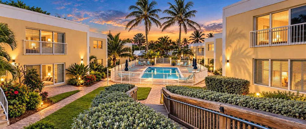 3541 NE Ocean Boulevard NE #15 Hutchinson Island, FL 34957