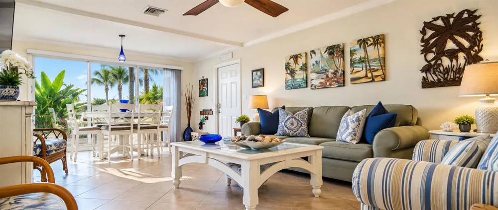 3541 NE Ocean Boulevard NE #15 Hutchinson Island, FL 34957