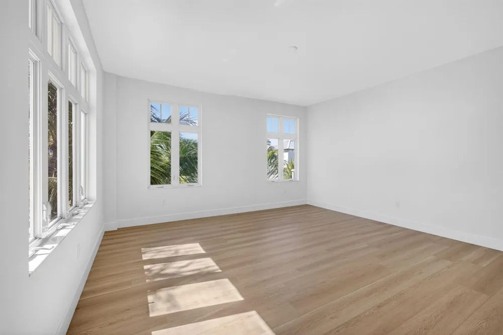 182 Lake Drive #5-301 Palm Beach Shores, FL 33404