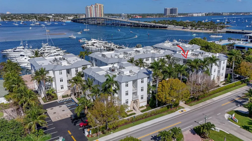 182 Lake Drive #5-301 Palm Beach Shores, FL 33404