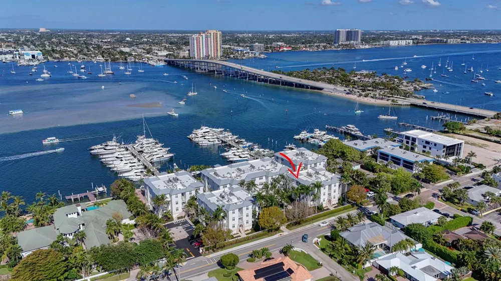 182 Lake Drive #5-301 Palm Beach Shores, FL 33404