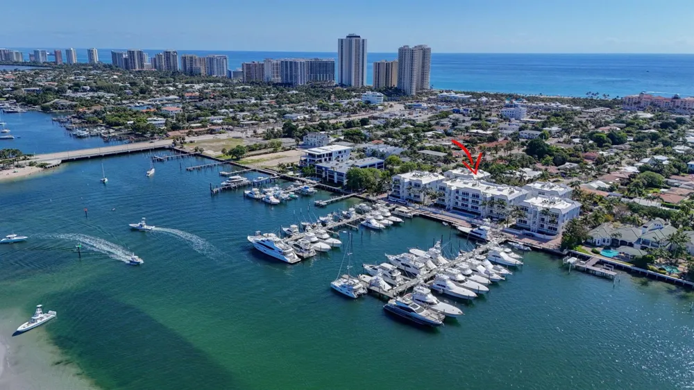 182 Lake Drive #5-301 Palm Beach Shores, FL 33404