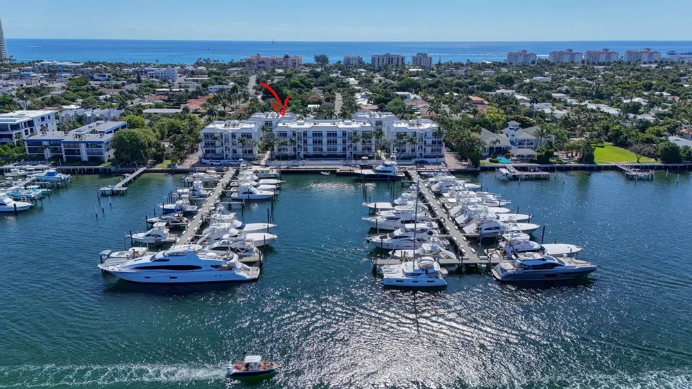 182 Lake Drive #5-301 Palm Beach Shores, FL 33404