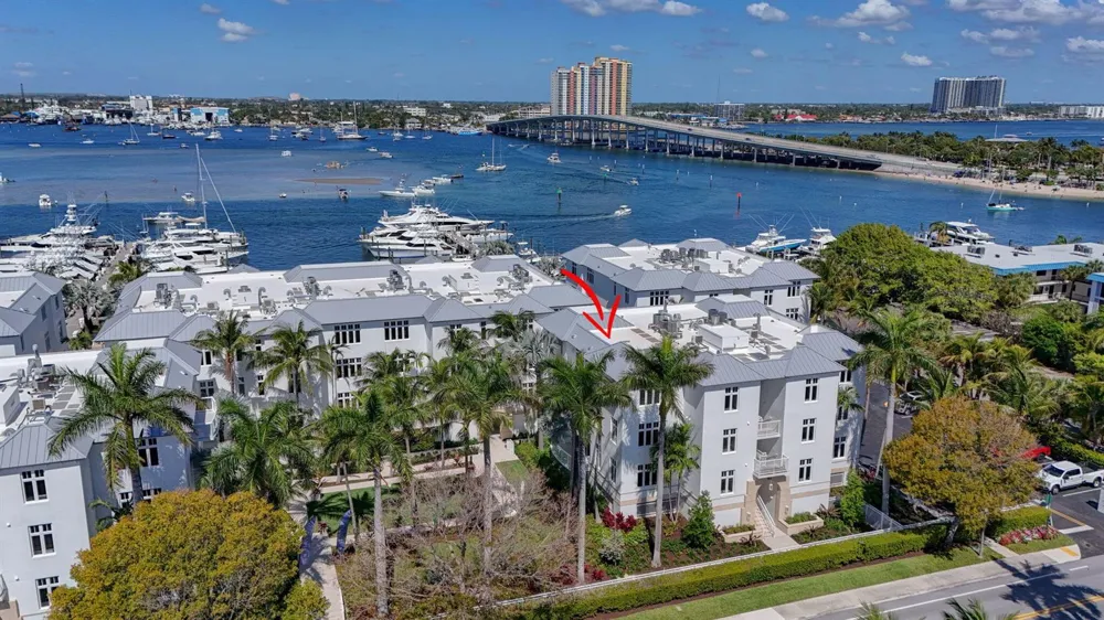 182 Lake Drive #5-301 Palm Beach Shores, FL 33404