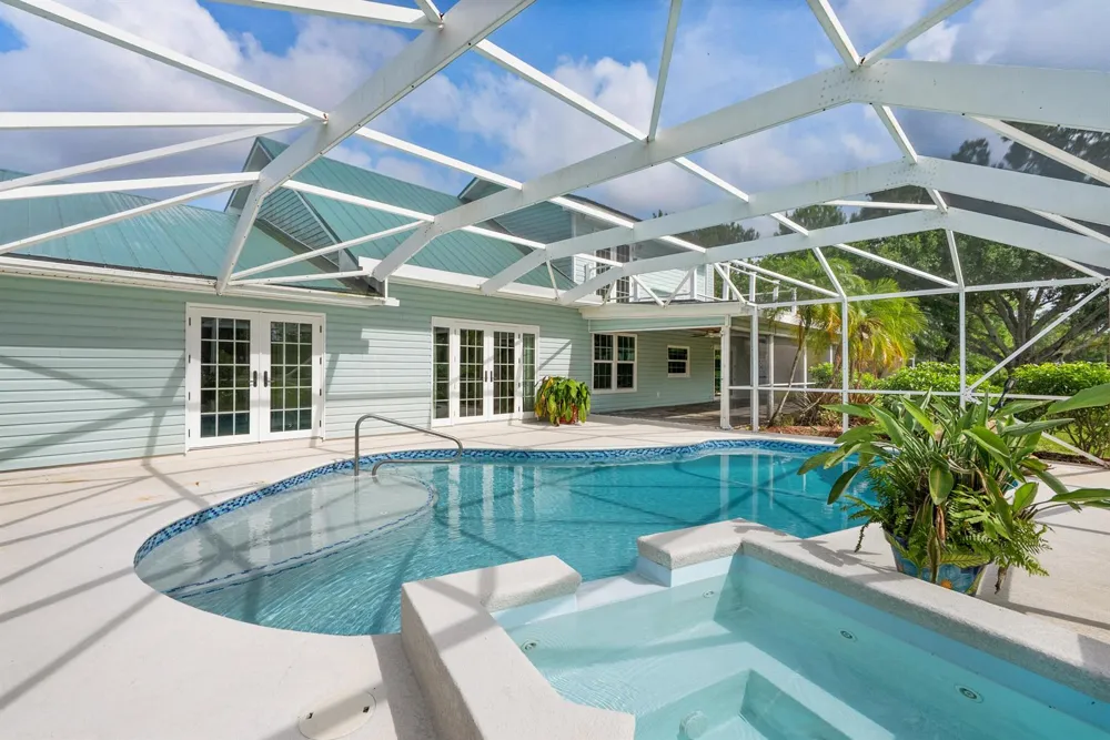2415 NW Cove View Stuart, FL 34994