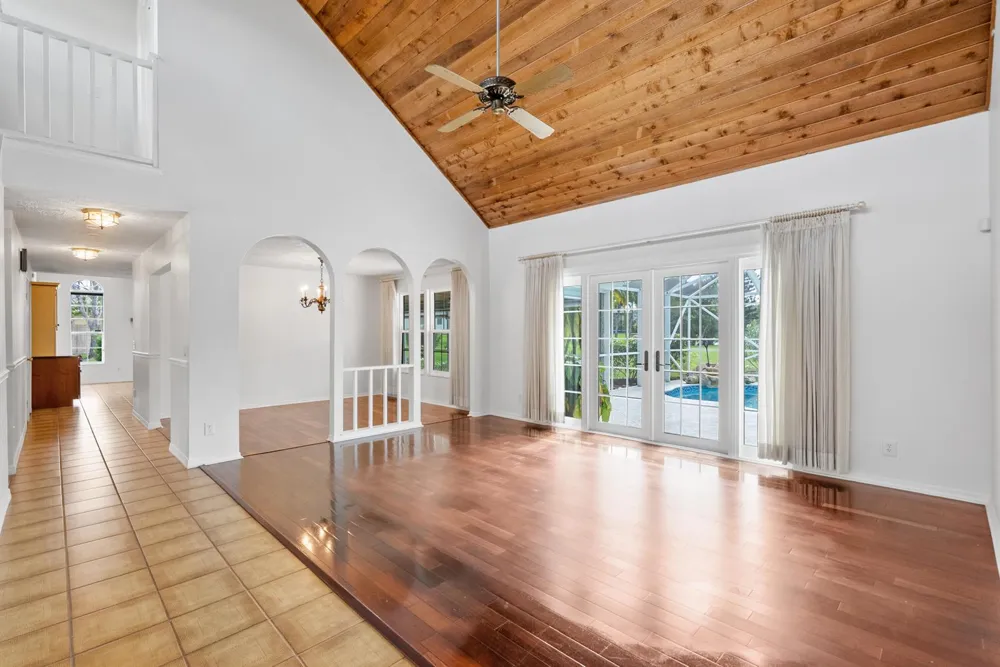 2415 NW Cove View Stuart, FL 34994
