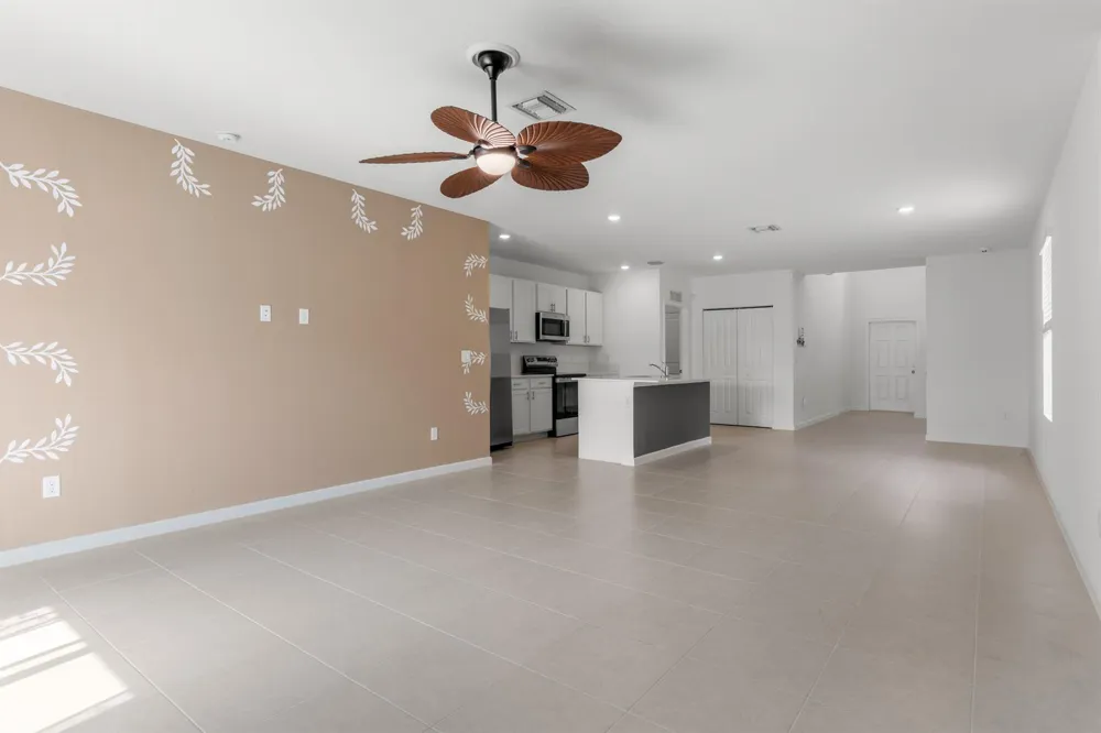 2405 88th Avenue Vero Beach, FL 32966