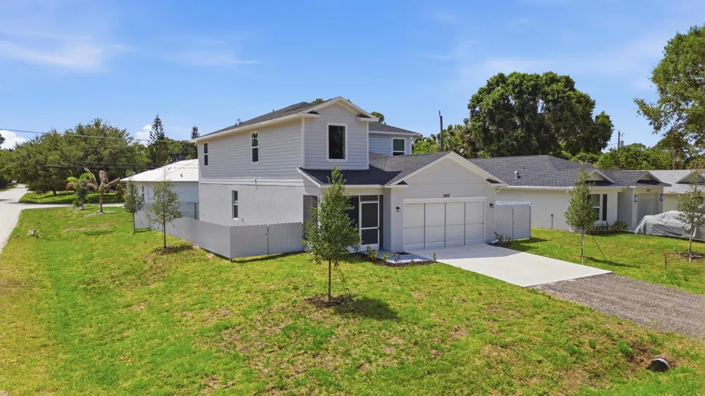 2405 88th Avenue Vero Beach, FL 32966