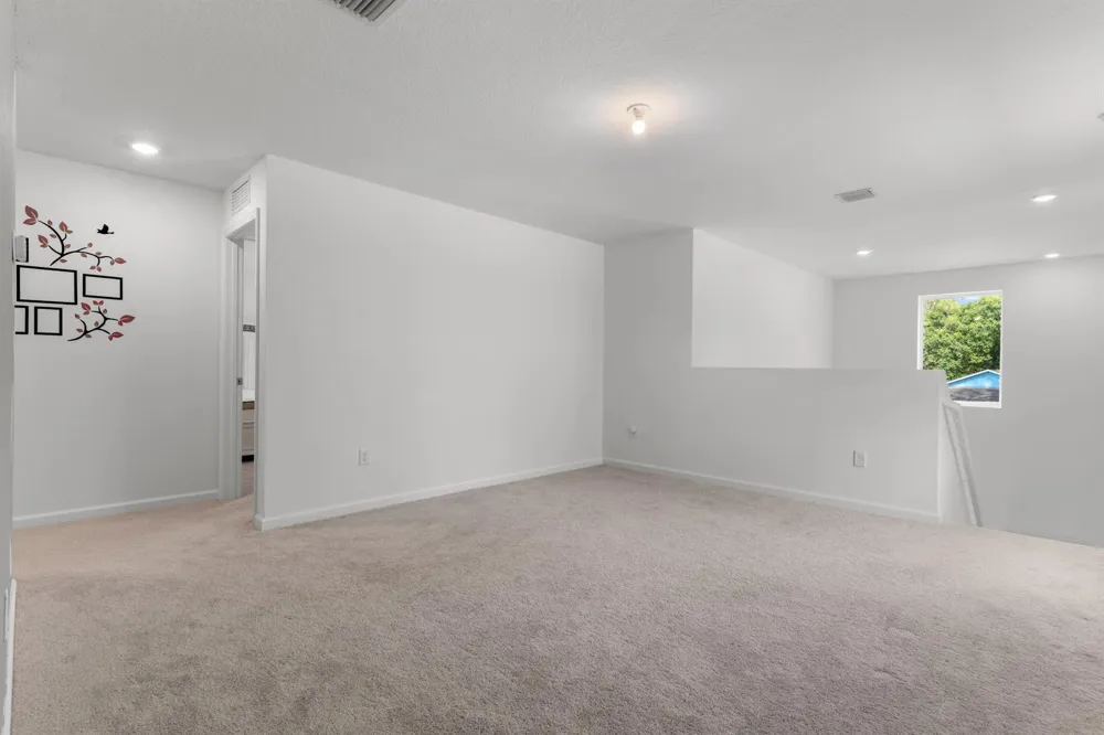 2405 88th Avenue Vero Beach, FL 32966
