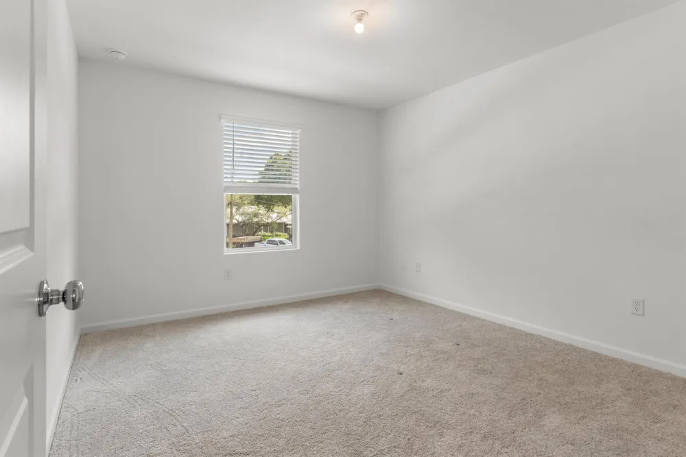 2405 88th Avenue Vero Beach, FL 32966