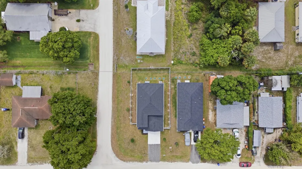 2405 88th Avenue Vero Beach, FL 32966