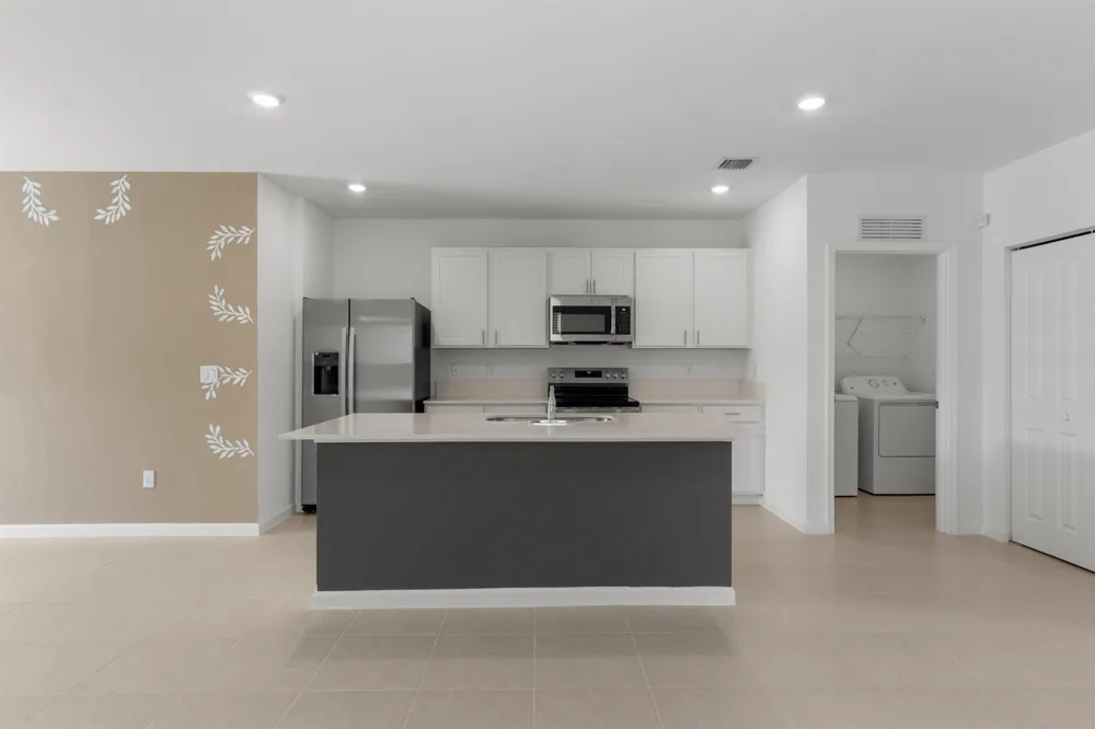 2405 88th Avenue Vero Beach, FL 32966