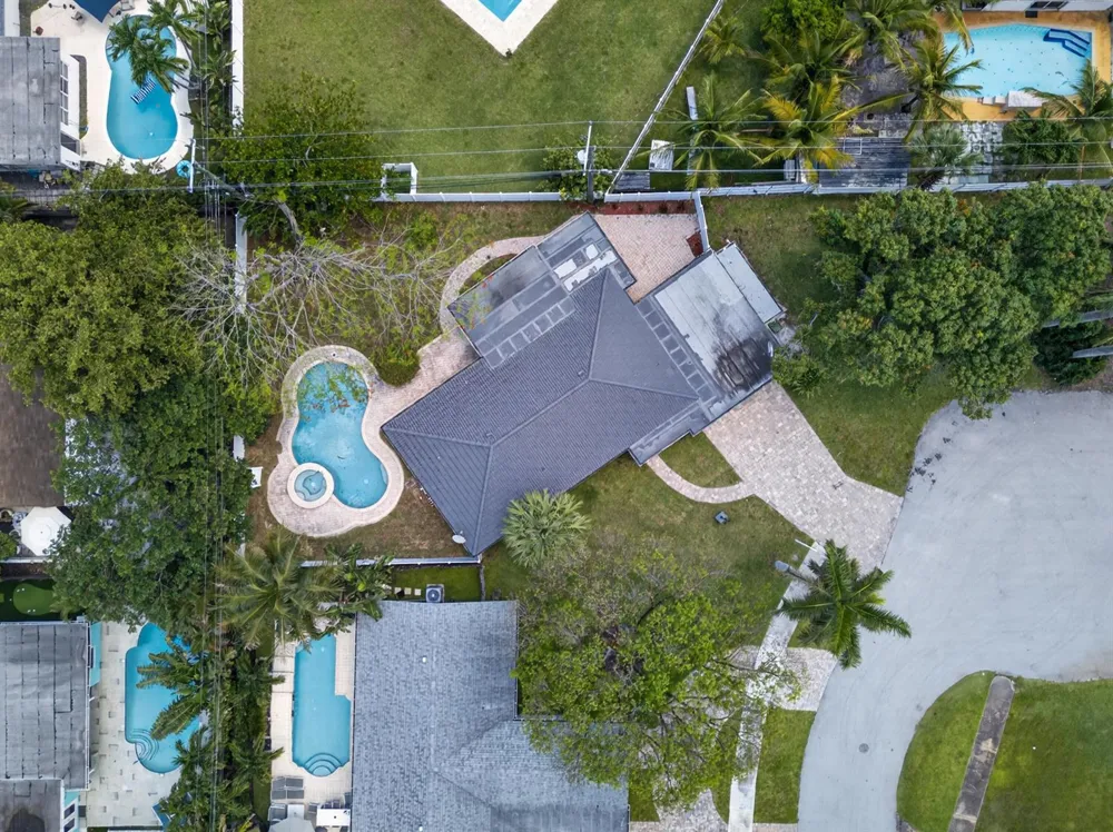 2740 NW 9th Lane Wilton Manors, FL 33311