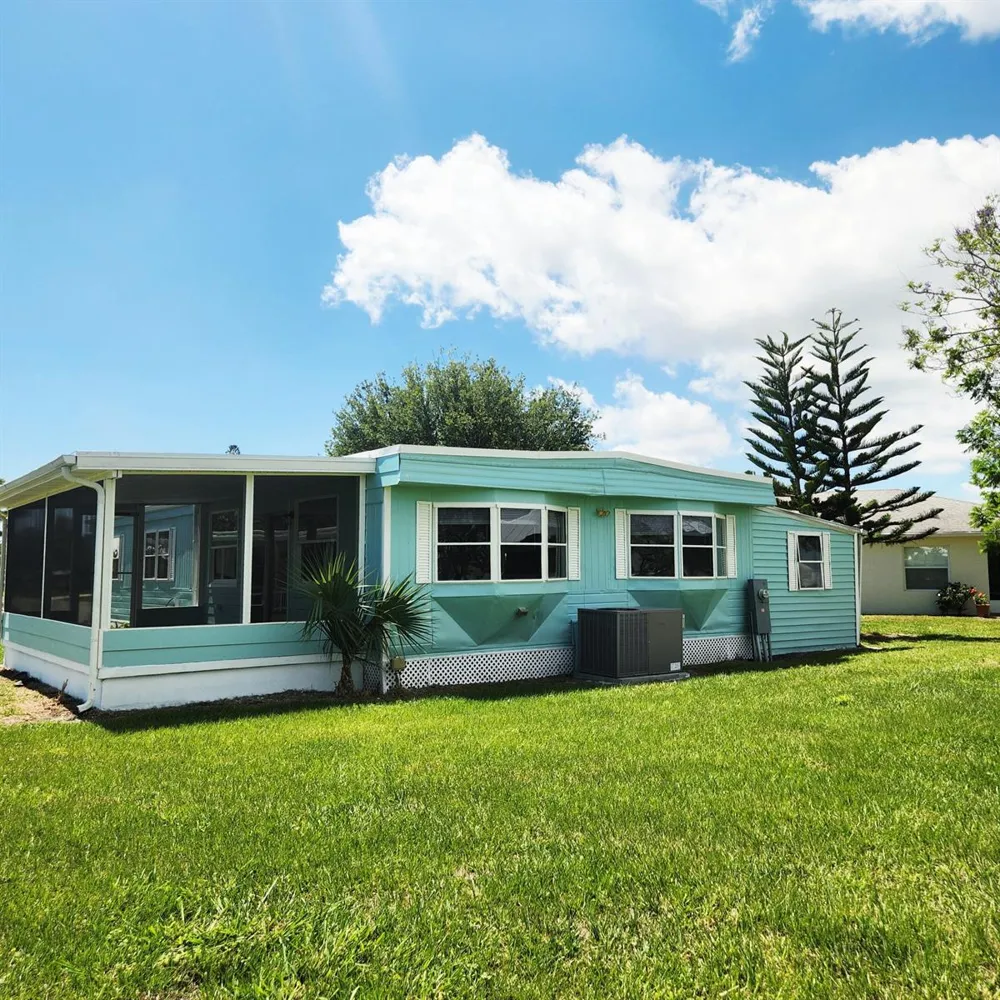 17 Rio Verde Way Port St. Lucie, FL 34952