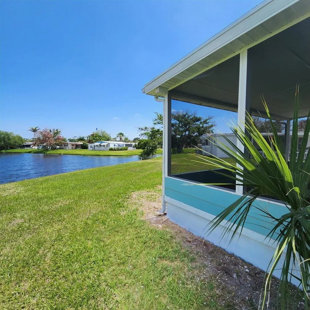 17 Rio Verde Way Port St. Lucie, FL 34952