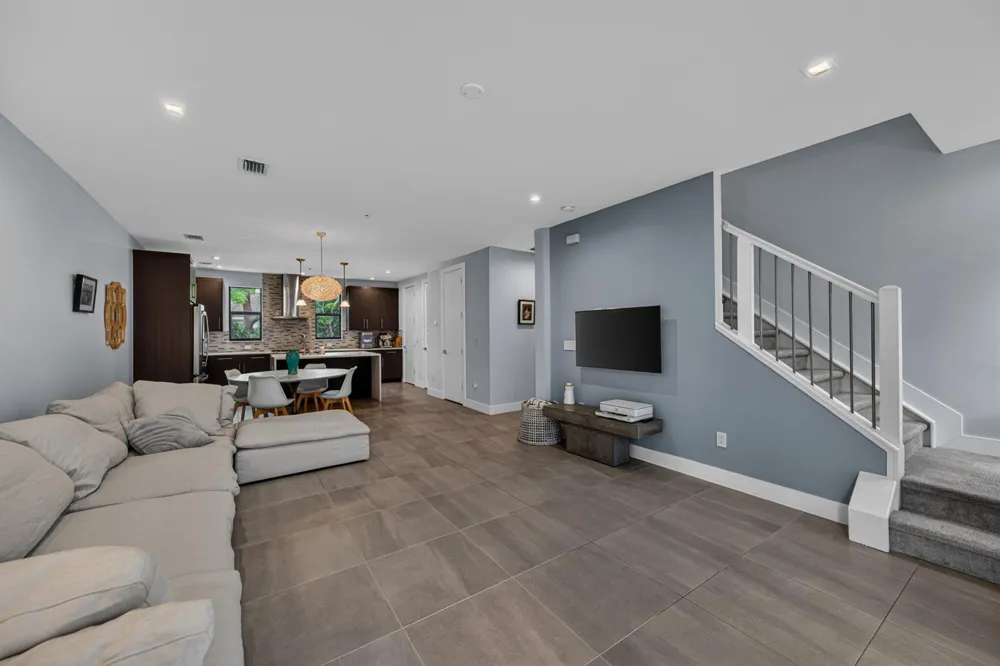 625 NE 22nd Drive Wilton Manors, FL 33305