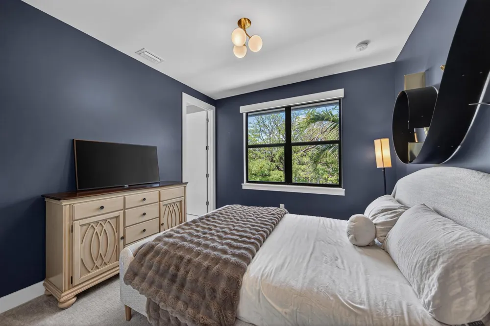 625 NE 22nd Drive Wilton Manors, FL 33305