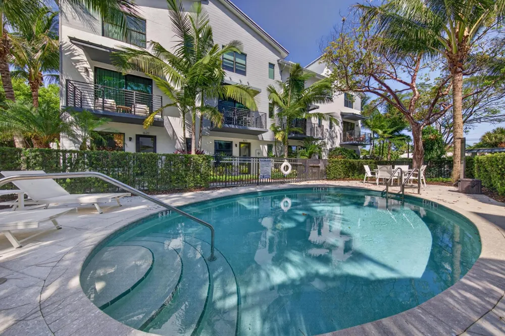 625 NE 22nd Drive Wilton Manors, FL 33305