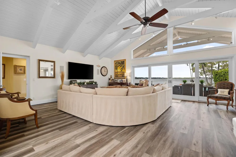 163 River Drive Tequesta, FL 33469