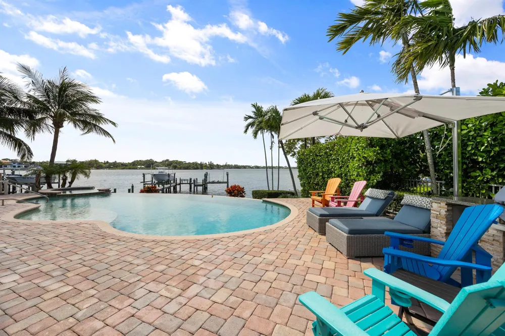 163 River Drive Tequesta, FL 33469