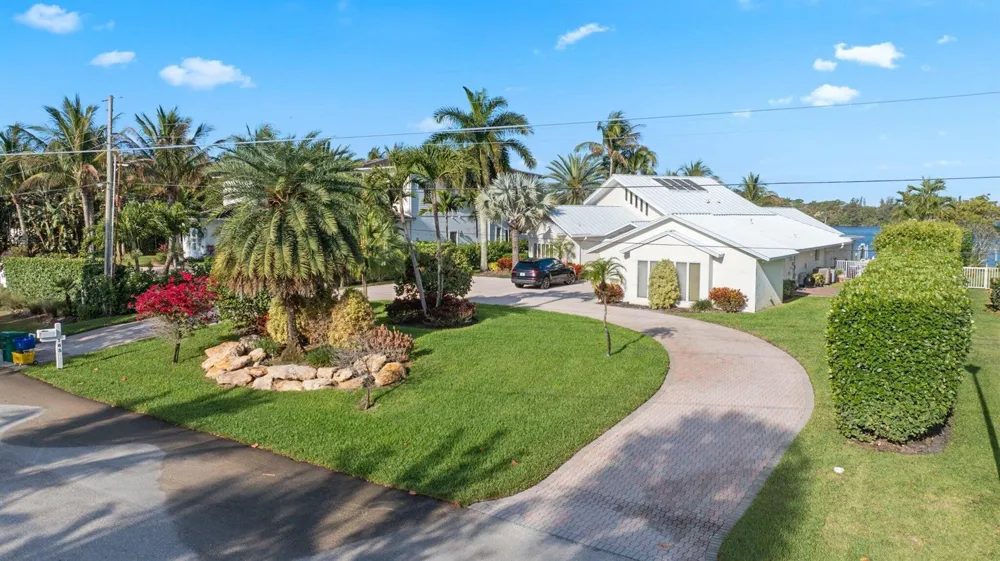 163 River Drive Tequesta, FL 33469