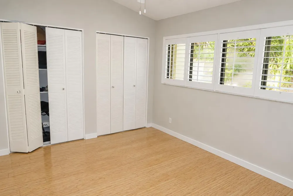 3062 S Oakland Forest Drive #203 Oakland Park, FL 33309