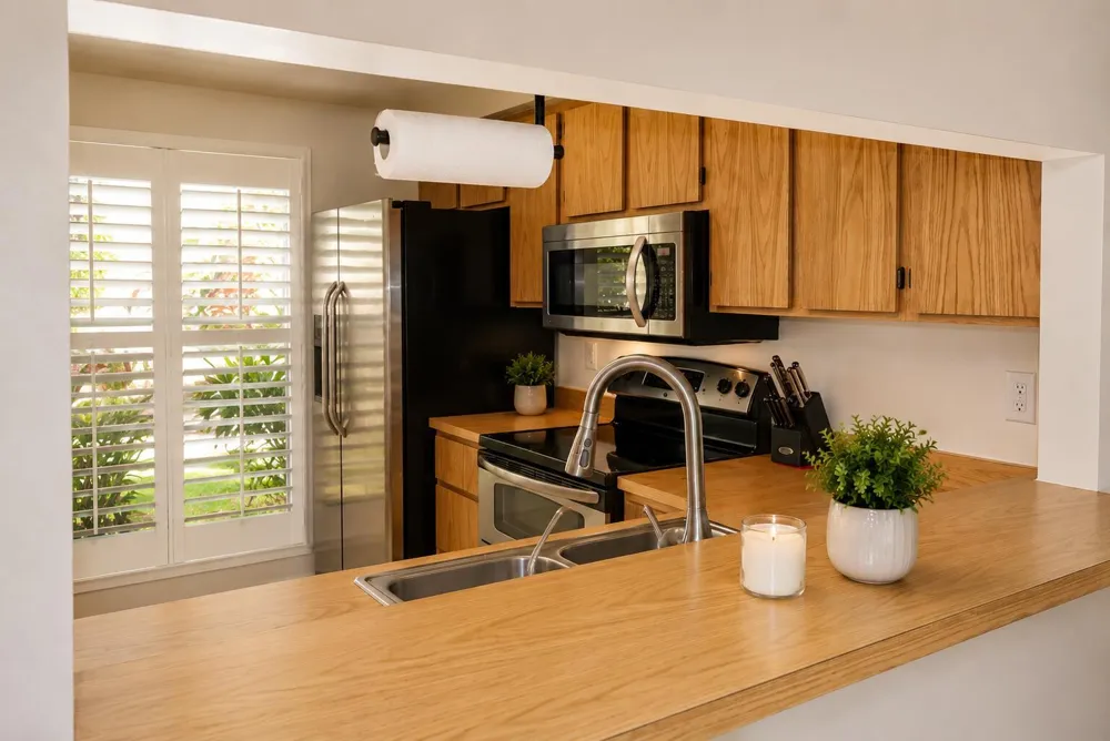 3062 S Oakland Forest Drive #203 Oakland Park, FL 33309