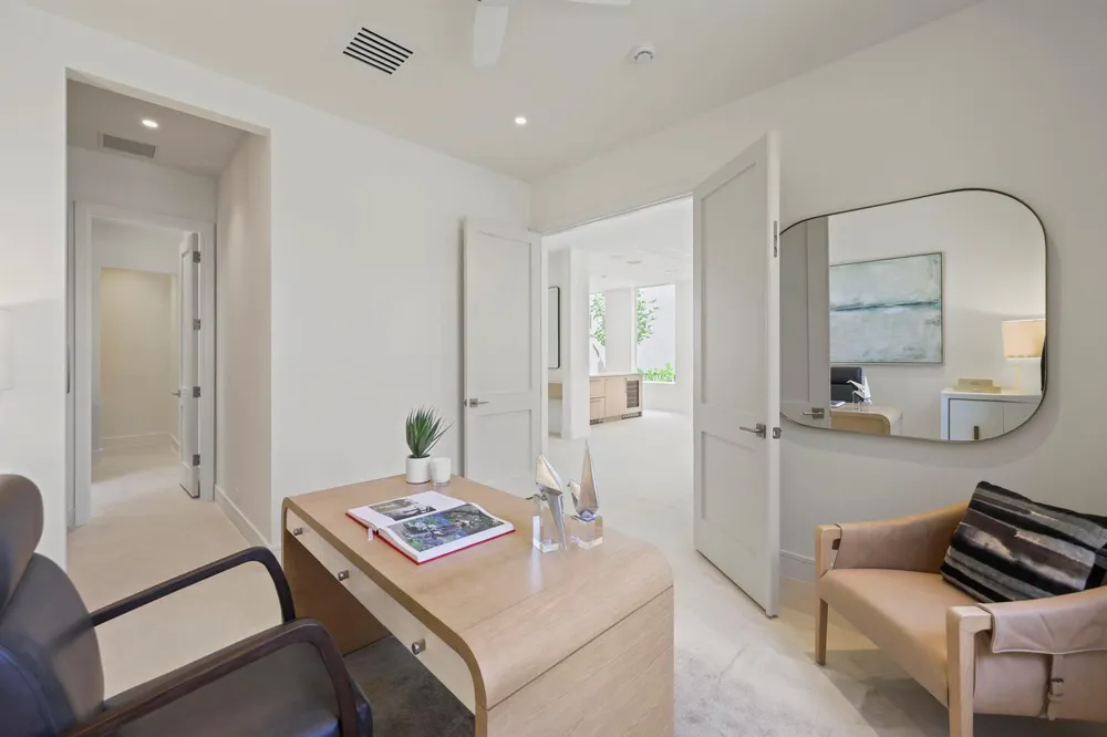 519 SE 4th Avenue Delray Beach, FL 33483
