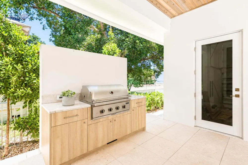 519 SE 4th Avenue Delray Beach, FL 33483