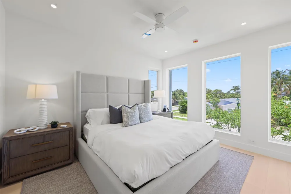 519 SE 4th Avenue Delray Beach, FL 33483