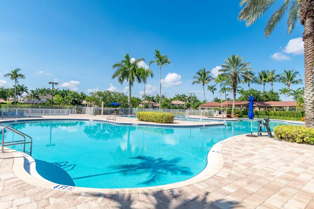 1252 Sabal Trail Weston, FL 33327