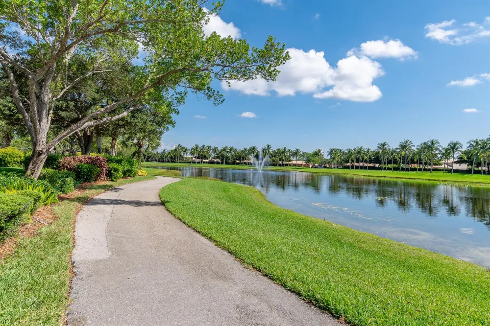 1252 Sabal Trail Weston, FL 33327