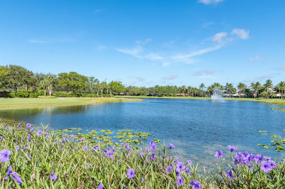 1252 Sabal Trail Weston, FL 33327