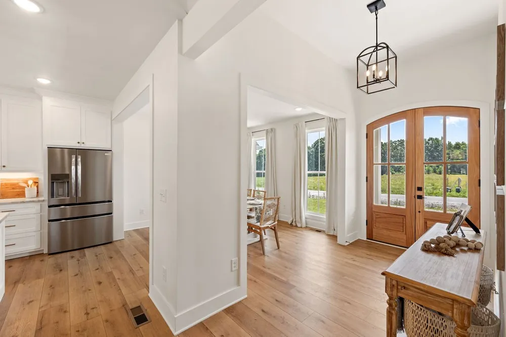 134 Hurst Dr Leoma, TN 38468