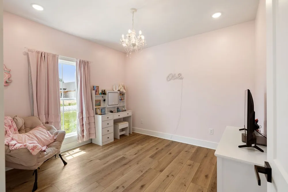 134 Hurst Dr Leoma, TN 38468