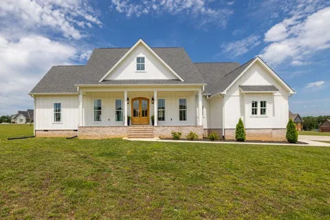 134 Hurst Dr