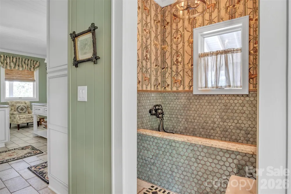 230 NC 88 Highway E Jefferson, NC 28640