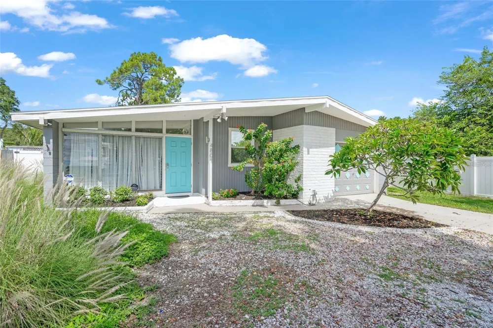 4801 SARASOTA AVENUE Sarasota, FL 34234