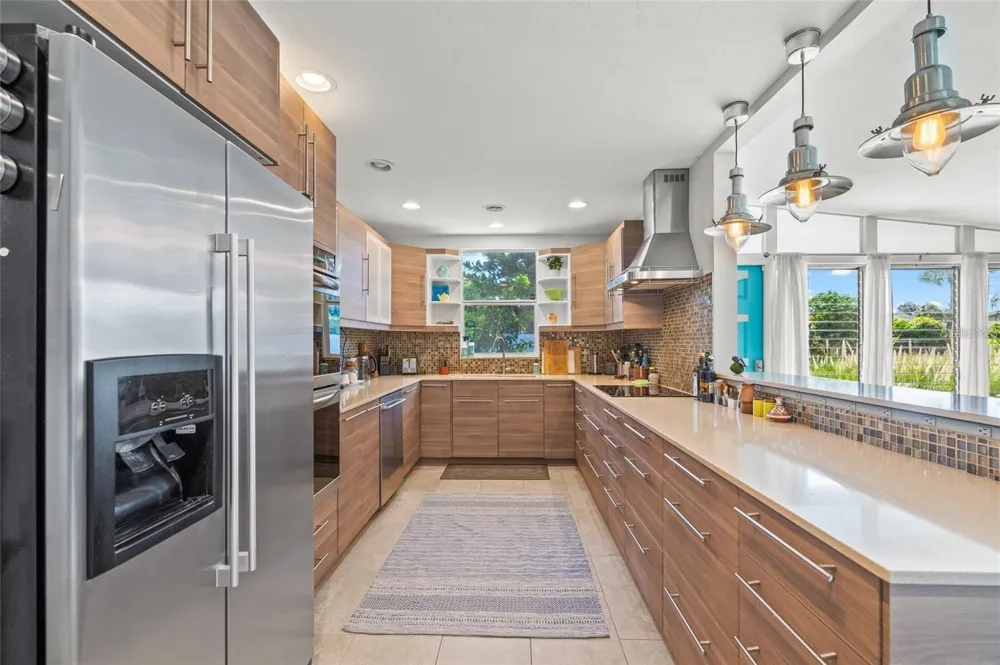 4801 SARASOTA AVENUE Sarasota, FL 34234