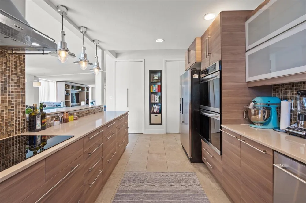 4801 SARASOTA AVENUE Sarasota, FL 34234