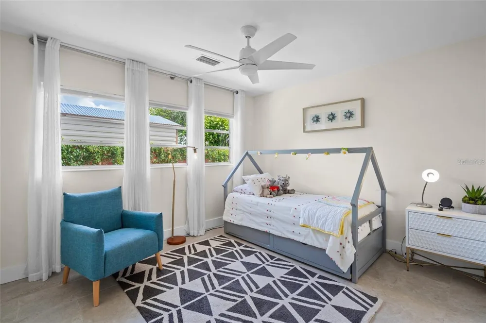 4801 SARASOTA AVENUE Sarasota, FL 34234